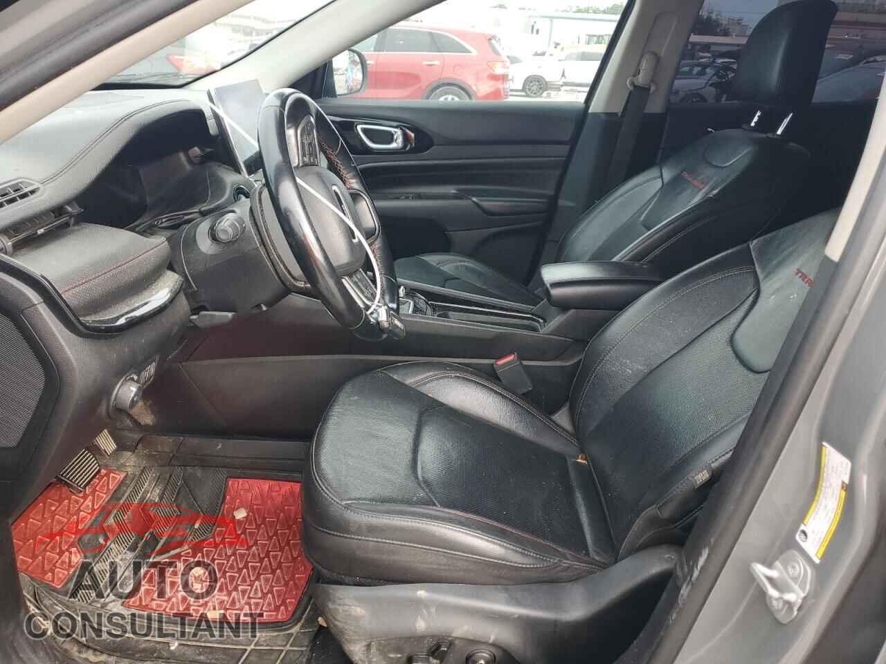 JEEP COMPASS 2022 - 3C4NJDDB0NT170181