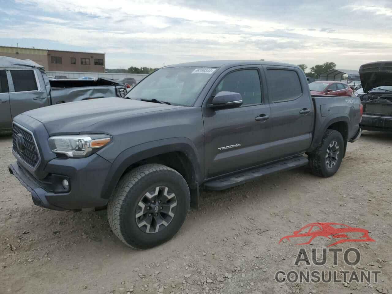 TOYOTA TACOMA 2018 - 3TMCZ5AN4JM127150