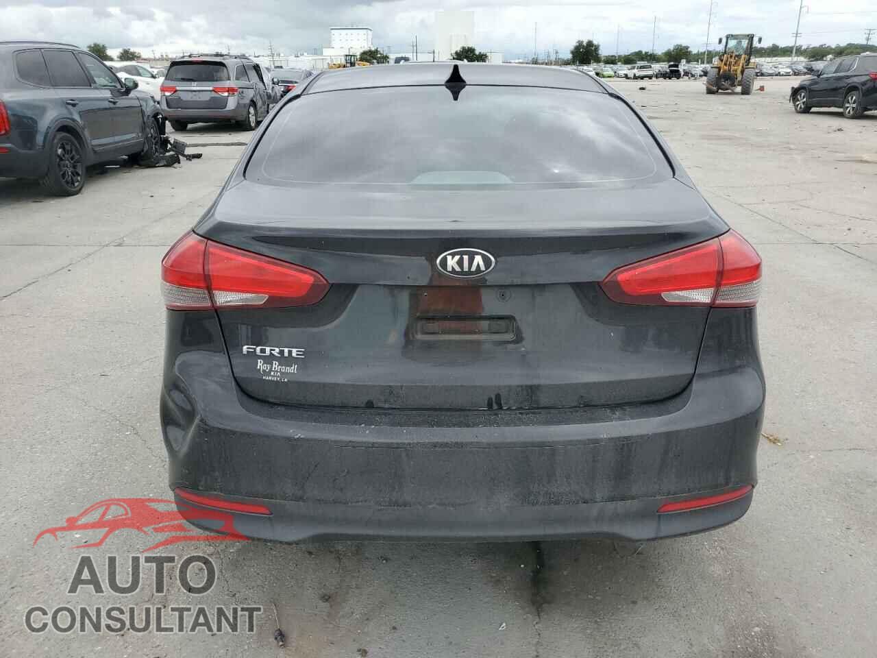 KIA FORTE 2017 - 3KPFK4A75HE024188