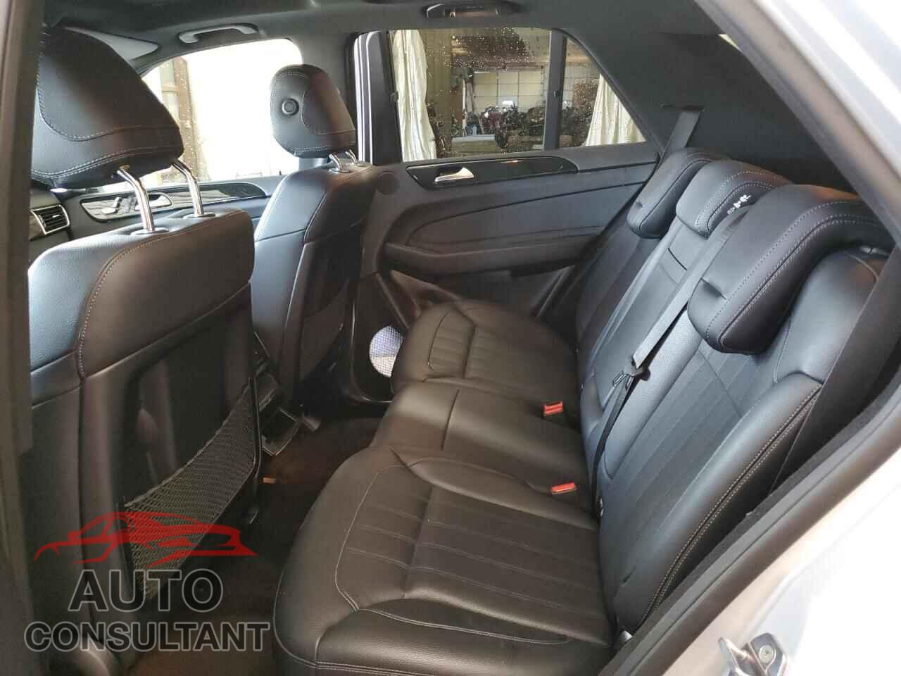 MERCEDES-BENZ GLE-CLASS 2018 - 4JGDA5HB6JB182841