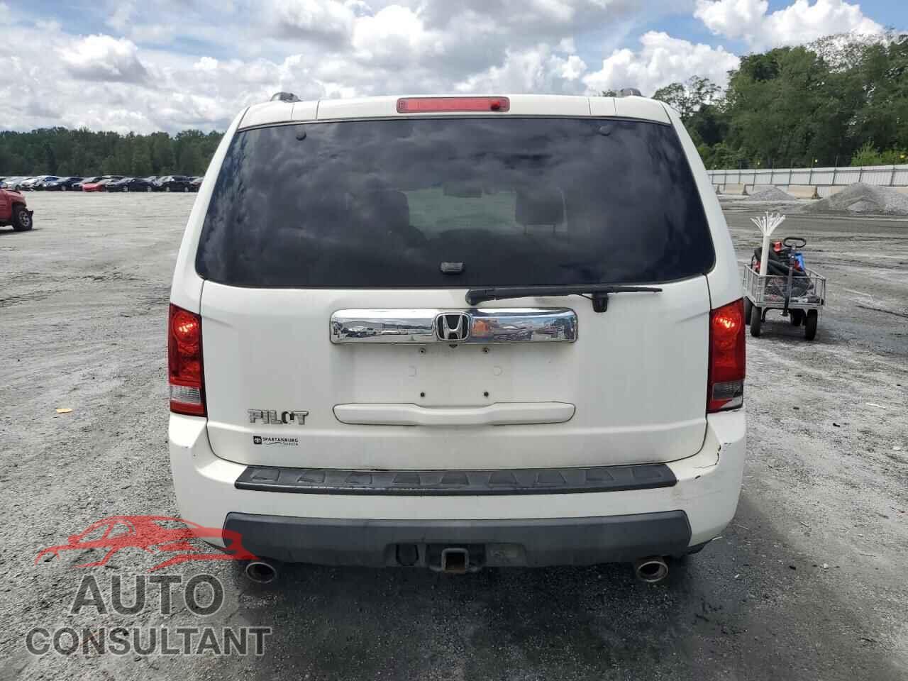 HONDA PILOT 2011 - 5FNYF3H58BB010086