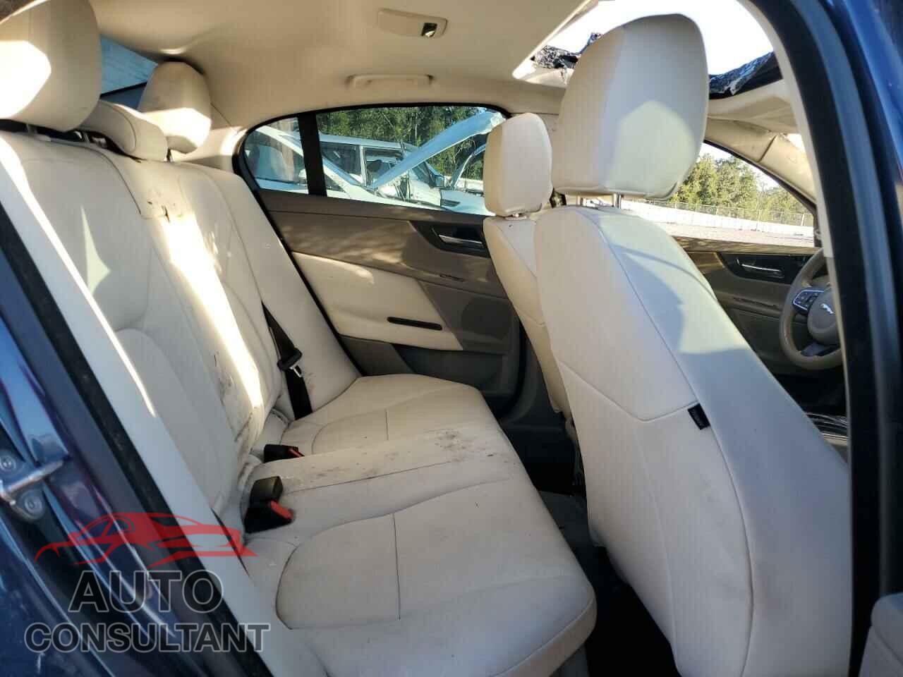 JAGUAR XE 2017 - SAJAD4BG9HA966638