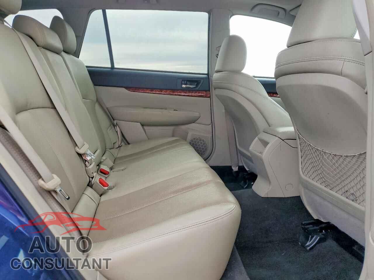 SUBARU OUTBACK 2011 - 4S4BRBLC8B3440108