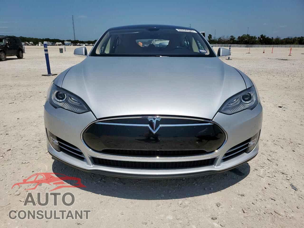 TESLA MODEL S 2014 - 5YJSA1H16EFP35938
