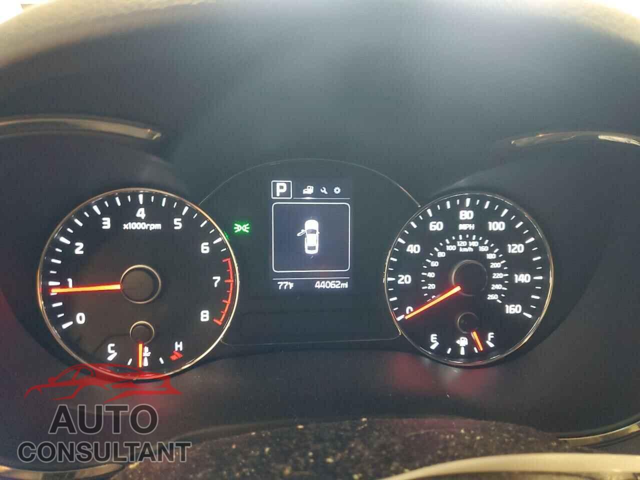 KIA FORTE 2018 - 3KPFK4A79JE273129
