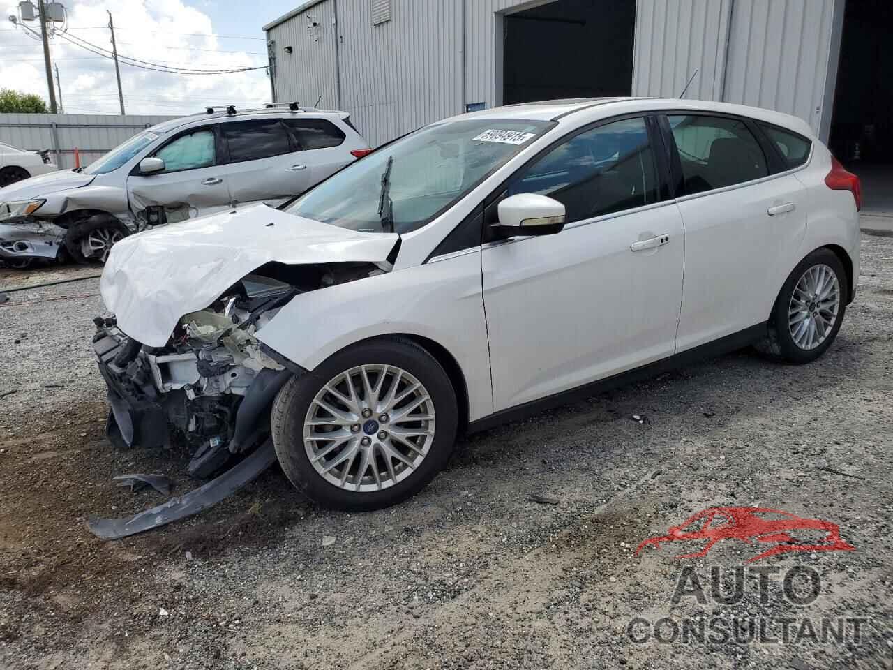 FORD FOCUS 2014 - 1FADP3N28EL417239
