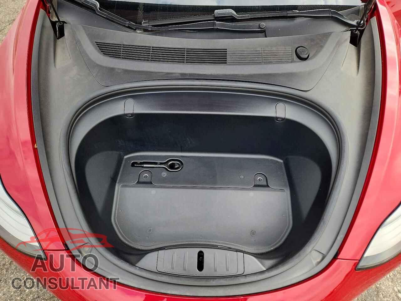 TESLA MODEL 3 2019 - 5YJ3E1EB0KF477594