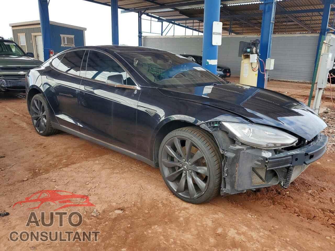TESLA MODEL S 2015 - 5YJSA1E21FF102519