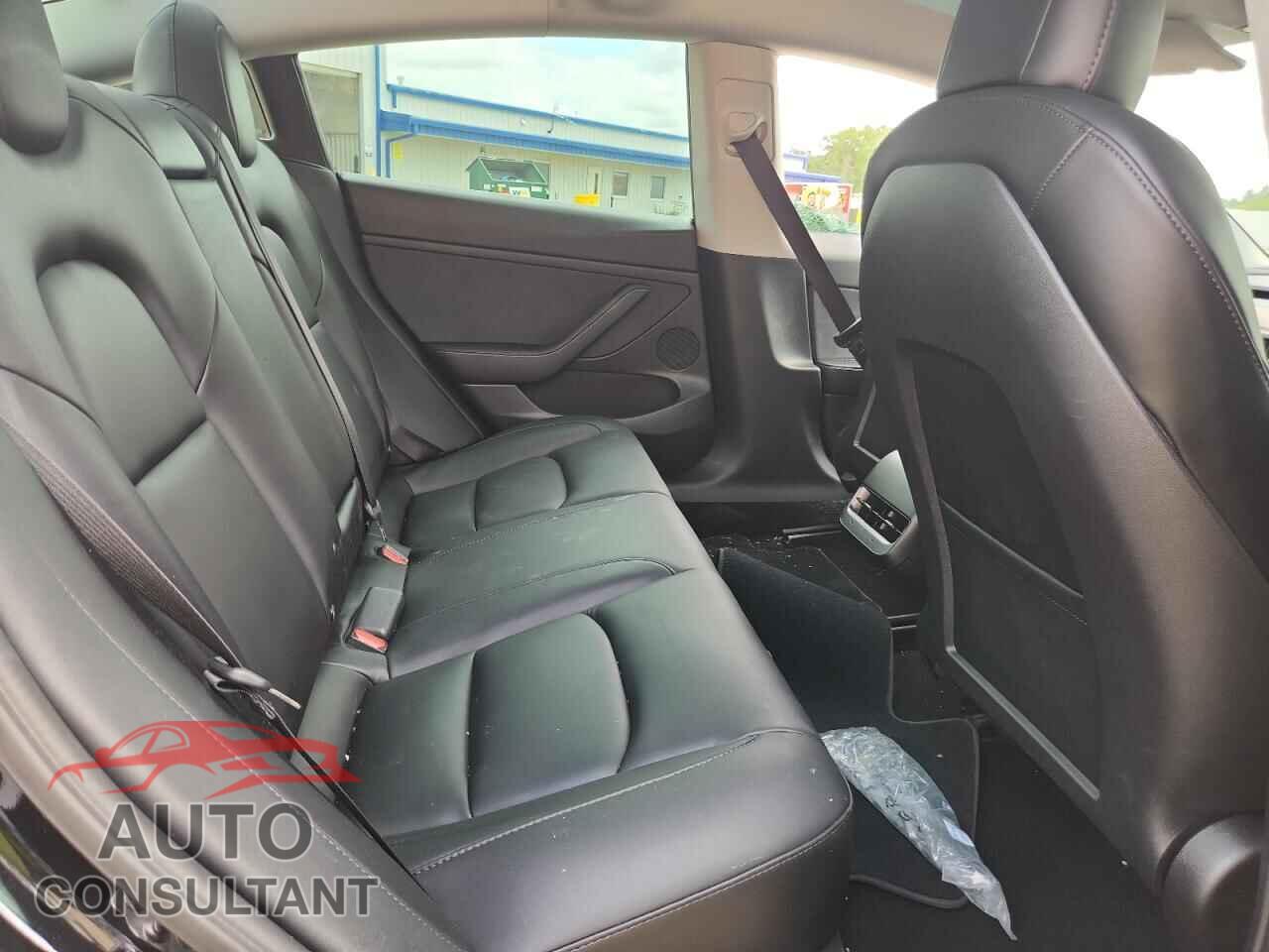 TESLA MODEL 3 2022 - 5YJ3E1EB8NF336972