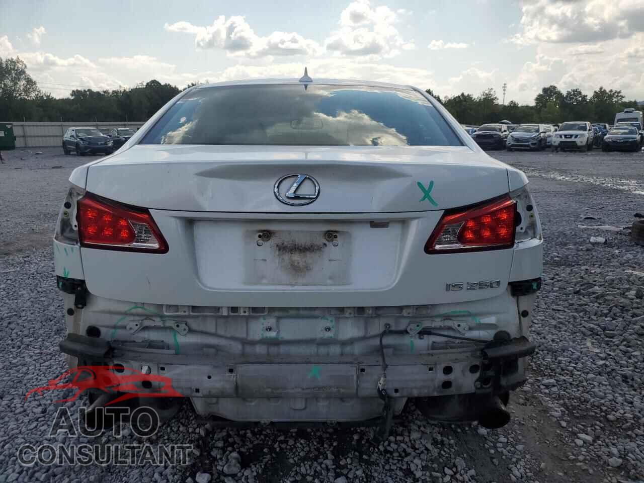 LEXUS IS 2012 - JTHBF5C24C5165038