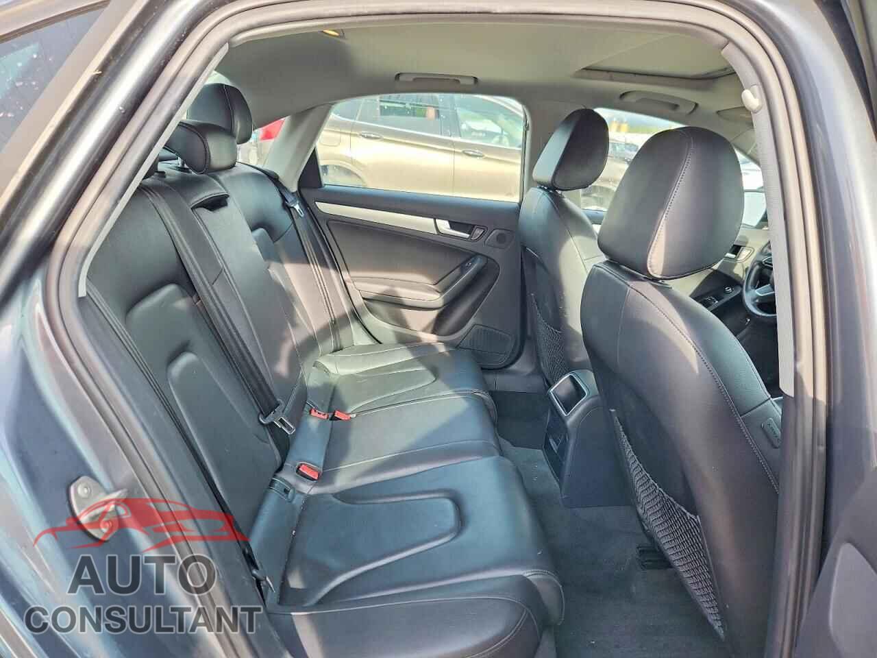 AUDI A4 2013 - WAUBFAFL0DN009043
