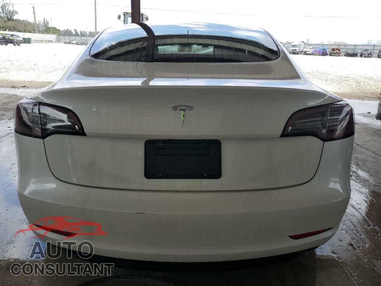 TESLA MODEL 3 2023 - 5YJ3E1EA3PF426816