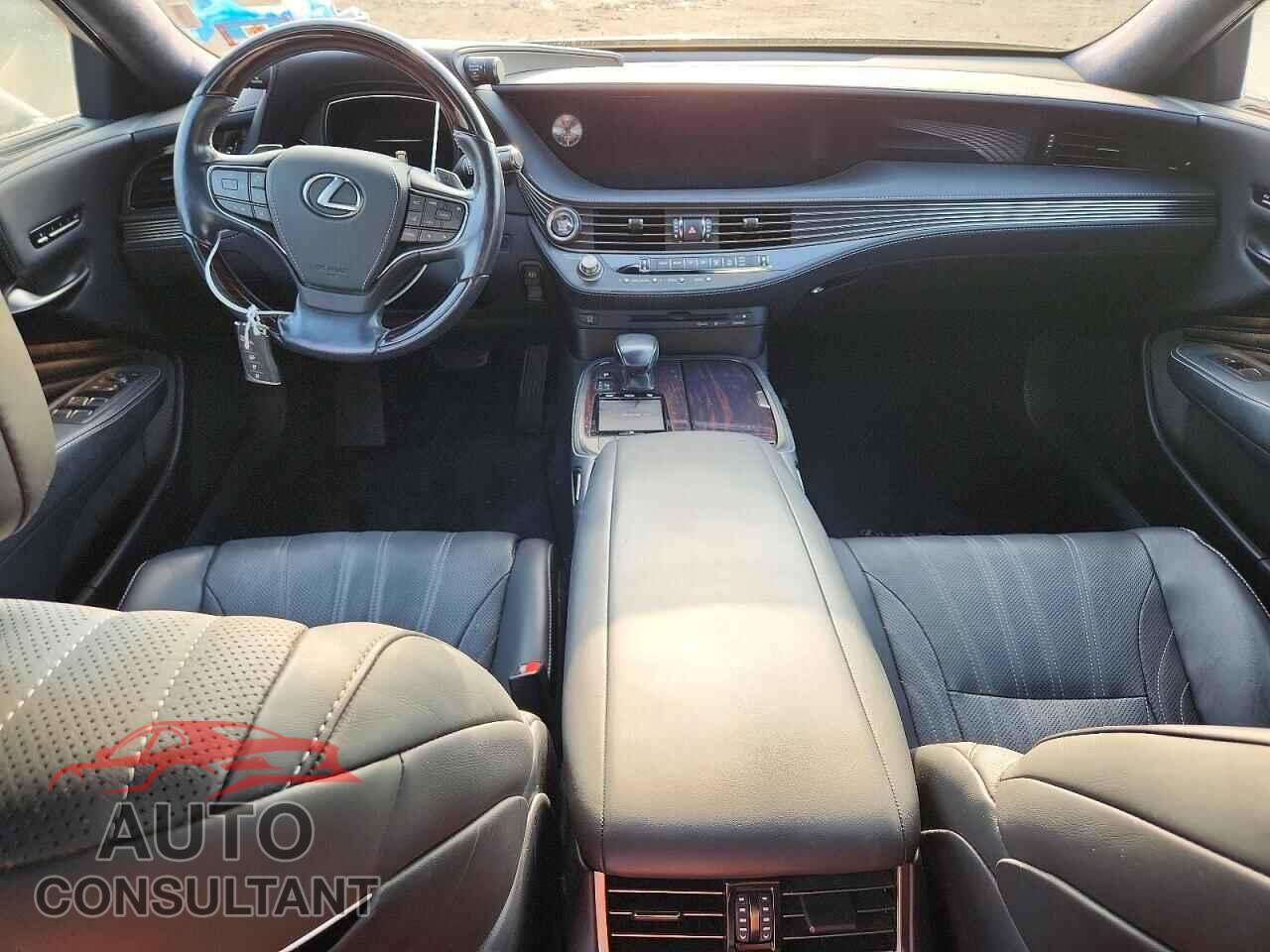 LEXUS LS500 2018 - JTHC51FF3J5003073