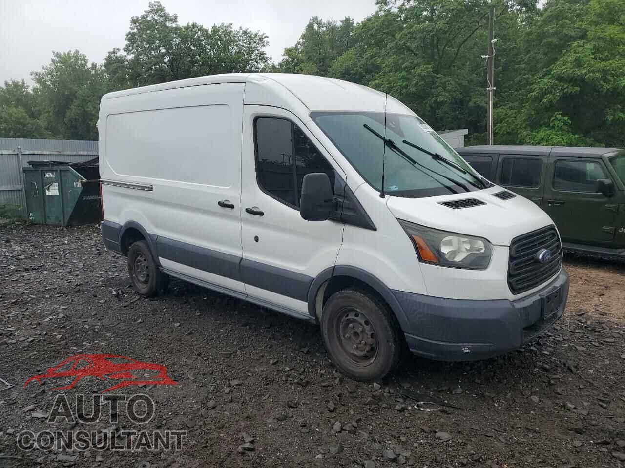 FORD TRANSIT 2015 - 1FTNR1CG2FKB10801