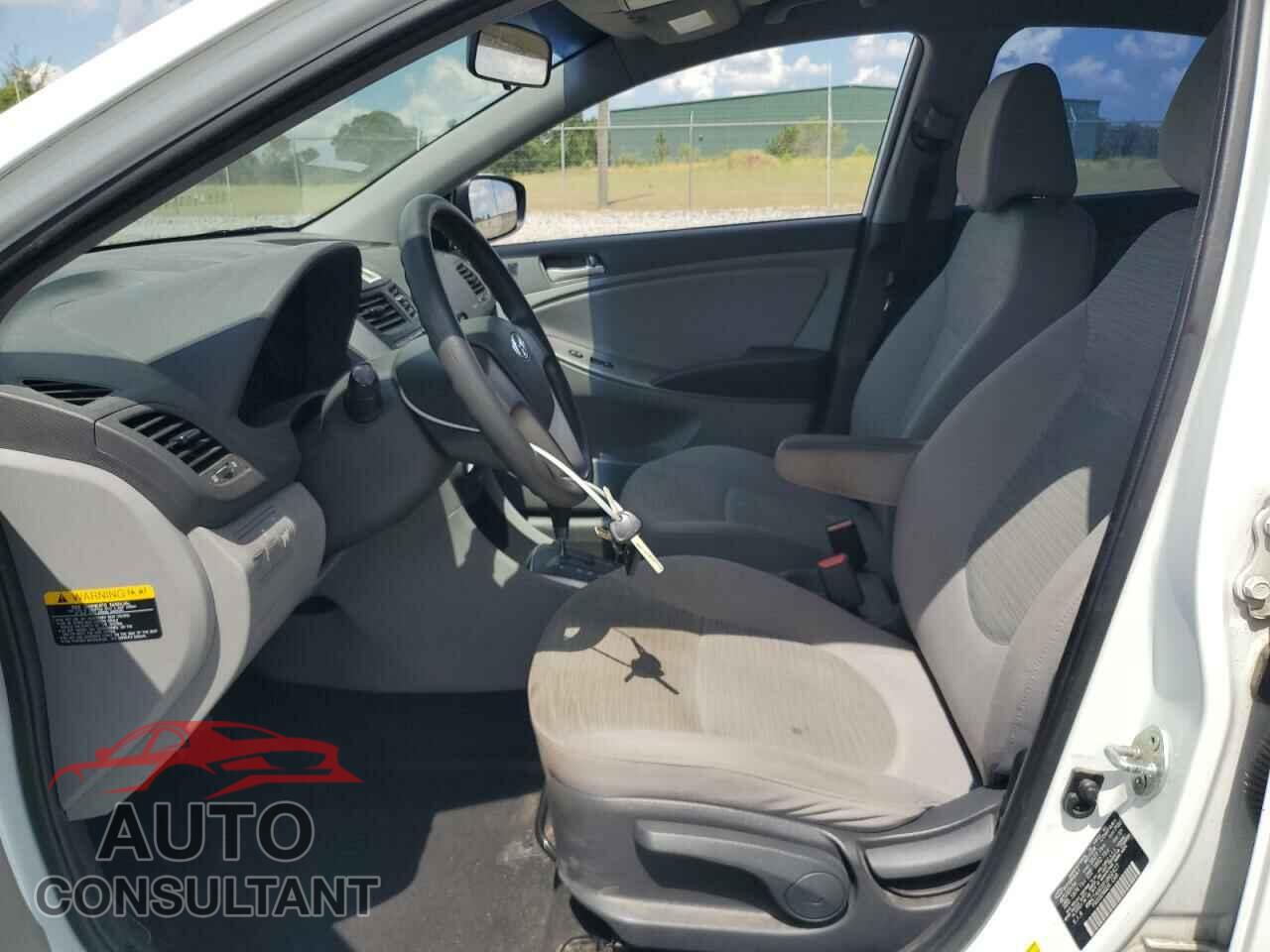 HYUNDAI ACCENT 2015 - KMHCT4AE8FU802427