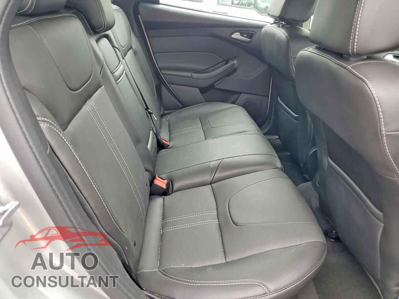 FORD FOCUS 2013 - 1FADP3K21DL314103