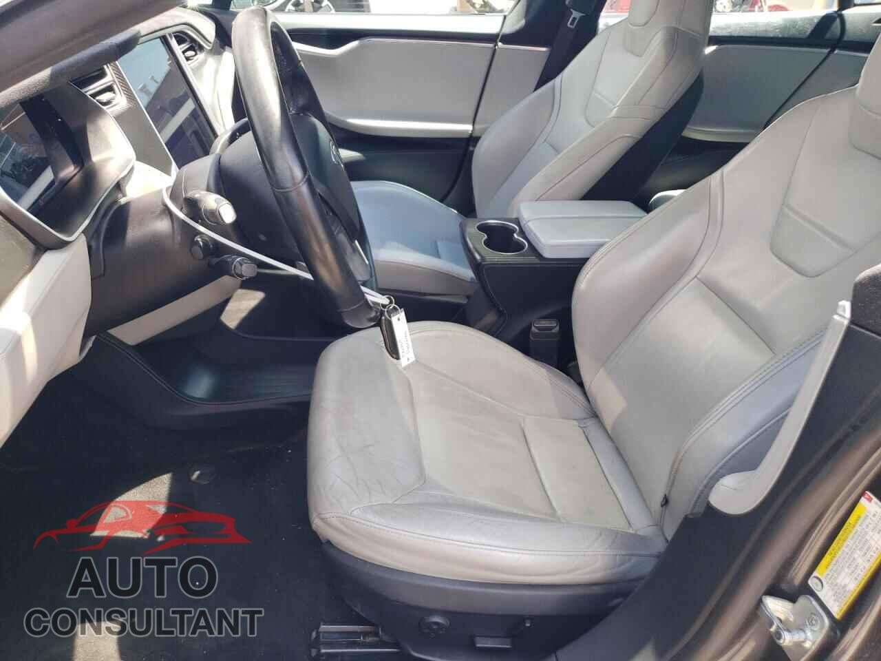 TESLA MODEL S 2016 - 5YJSA1E27GF128155