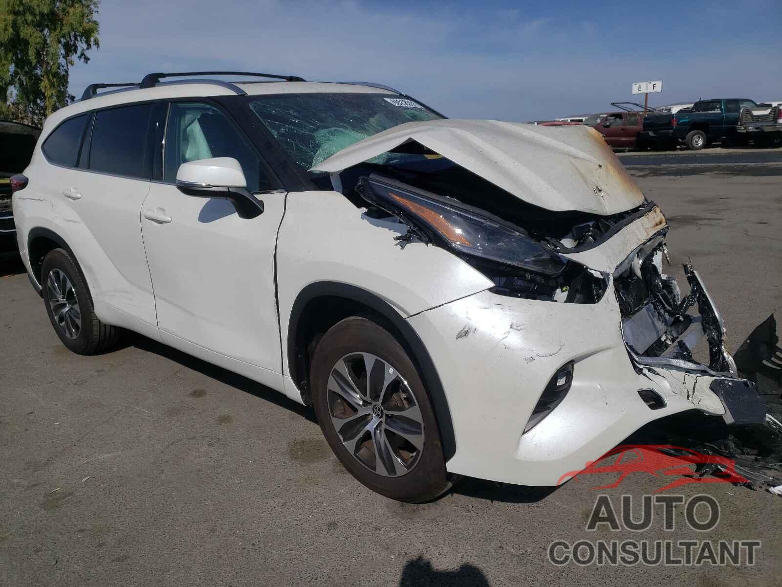 TOYOTA HIGHLANDER 2021 - 5TDHZRAH1MS034937