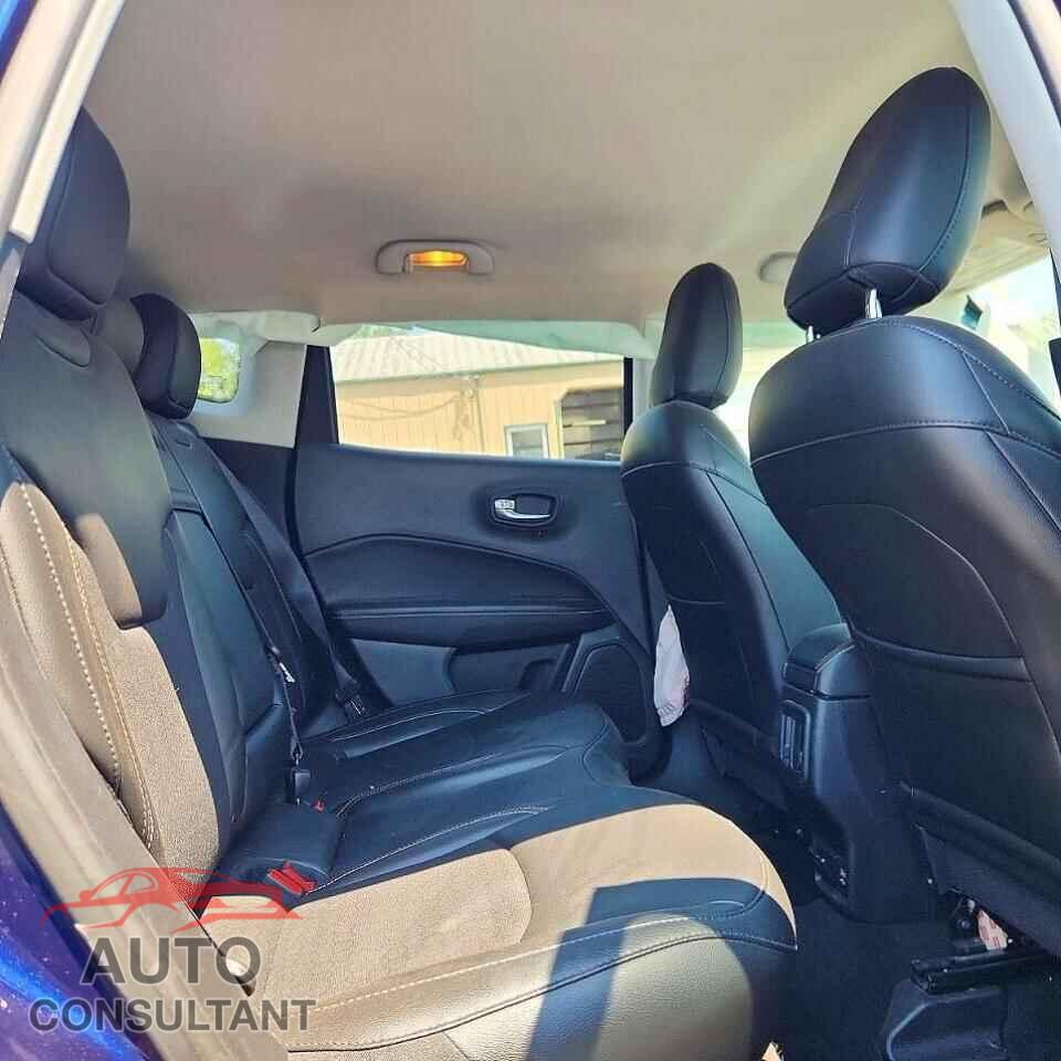 JEEP COMPASS 2019 - 3C4NJDBB3KT729169