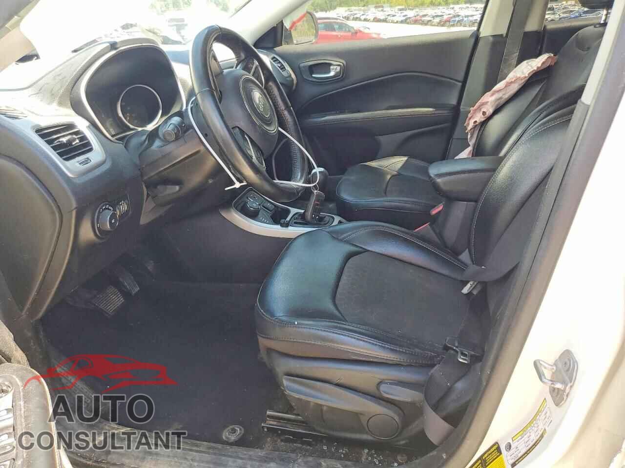 JEEP COMPASS 2019 - 3C4NJDBB5KT839060