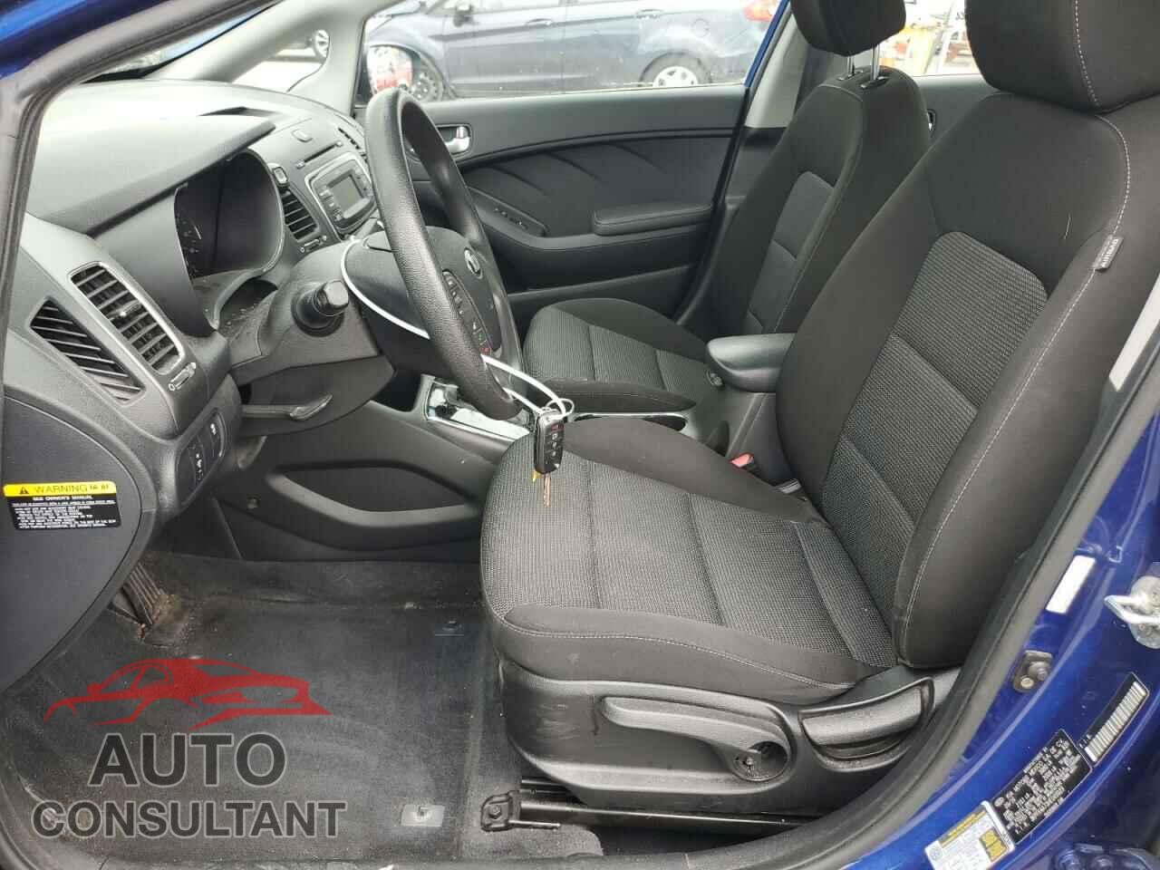 KIA FORTE 2017 - 3KPFK4A73HE049929