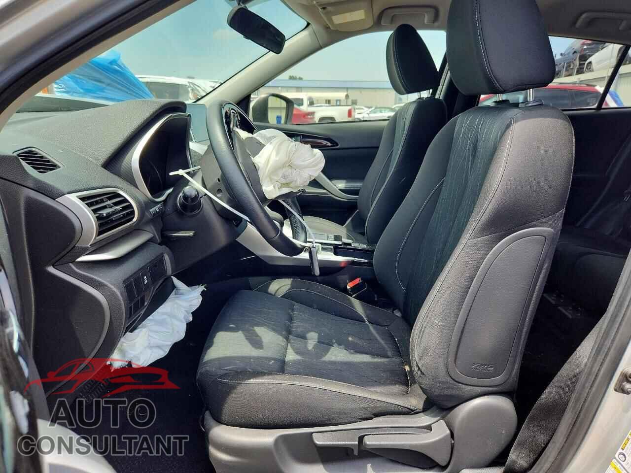 MITSUBISHI ECLIPSE 2019 - JA4AT5AA6KZ047901