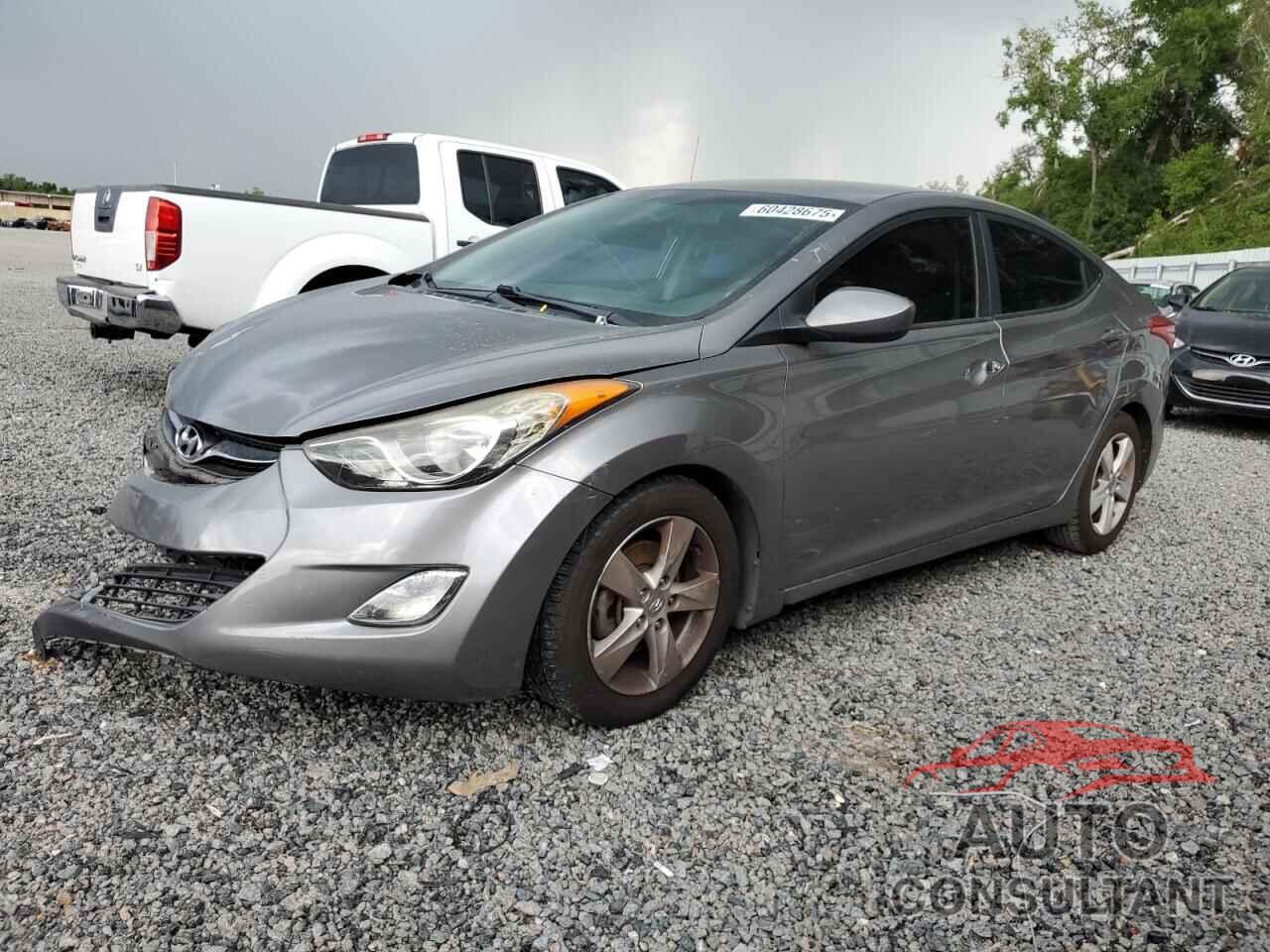 HYUNDAI ELANTRA 2013 - 5NPDH4AE8DH195852