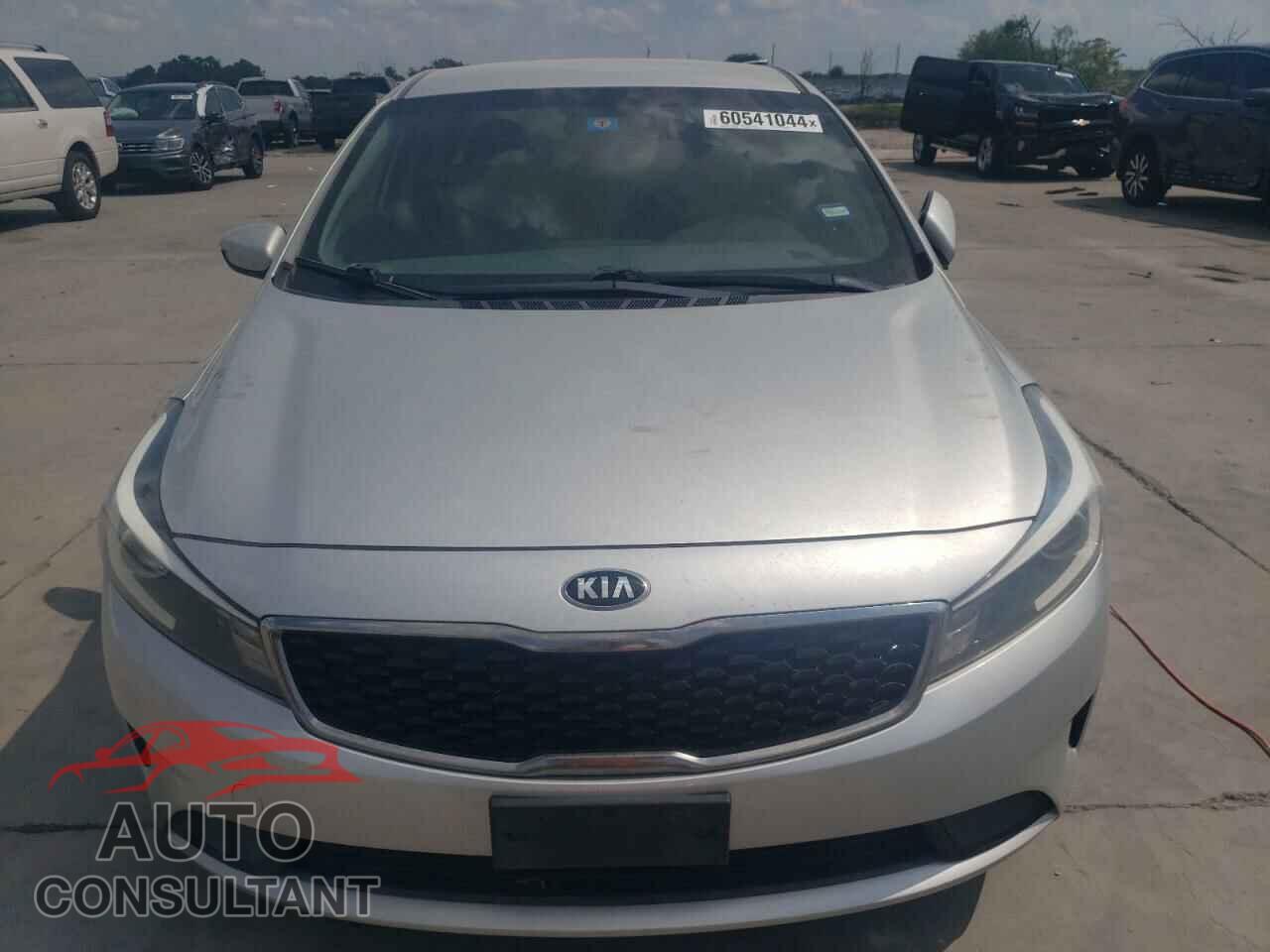 KIA FORTE 2017 - 3KPFK4A72HE017392