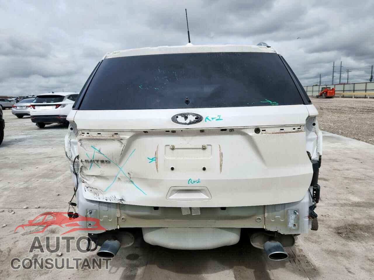 FORD EXPLORER 2018 - 1FM5K7F85JGA98405