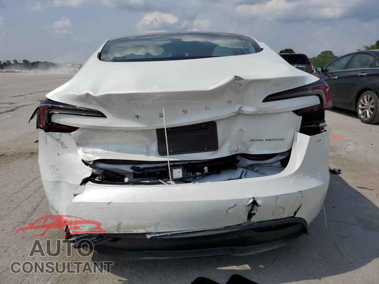 TESLA MODEL 3 2025 - 5YJ3E1EB1SF911604