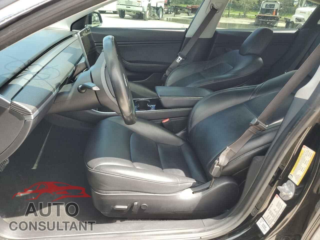 TESLA MODEL 3 2018 - 5YJ3E1EA6JF117915