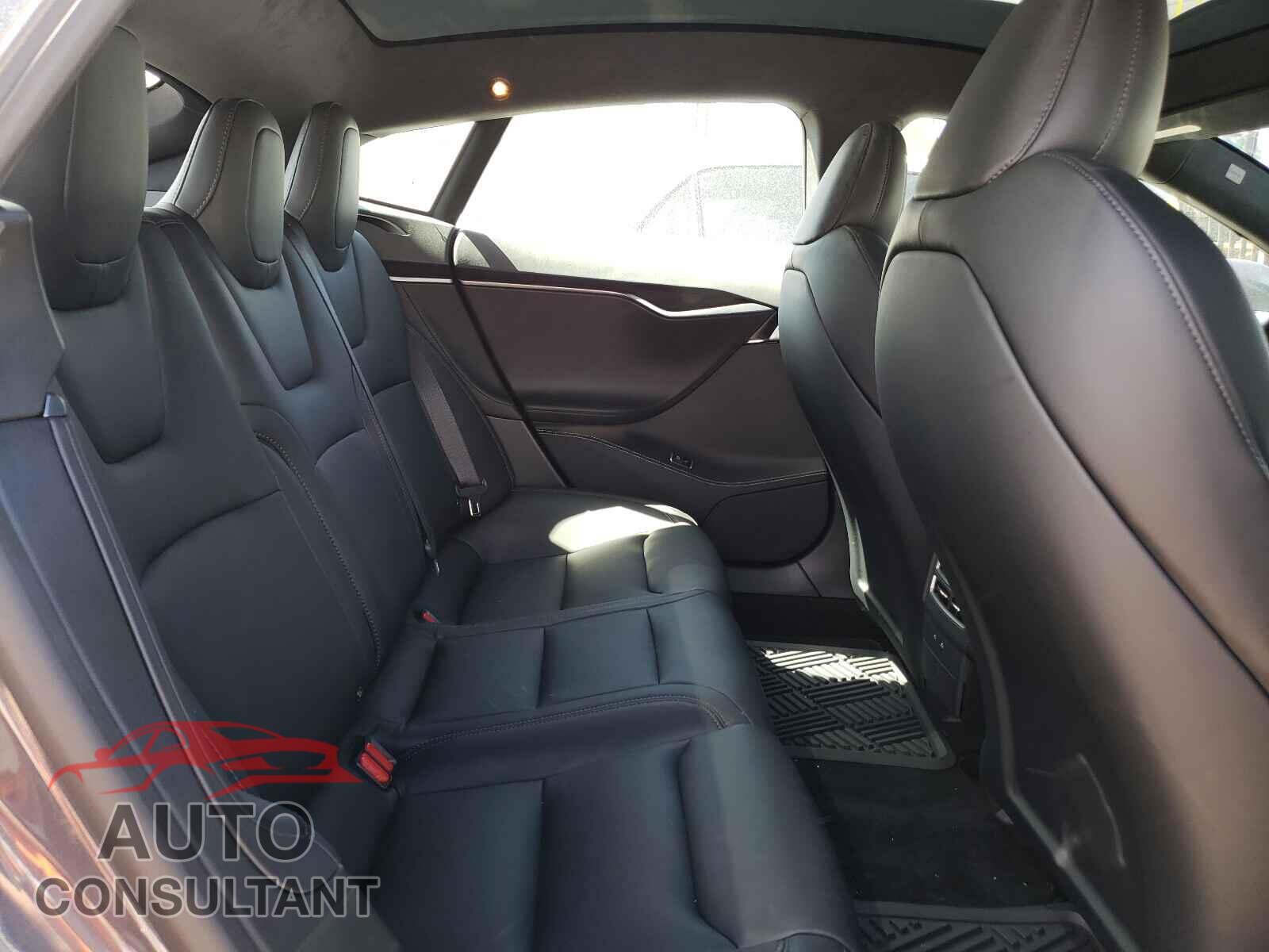 TESLA MODEL S 2021 - 5YJSA1E22MF425359