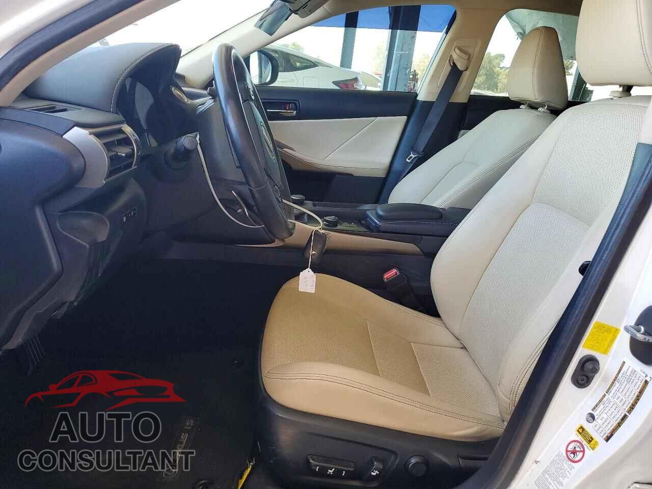 LEXUS IS 2014 - JTHBF1D2XE5035453