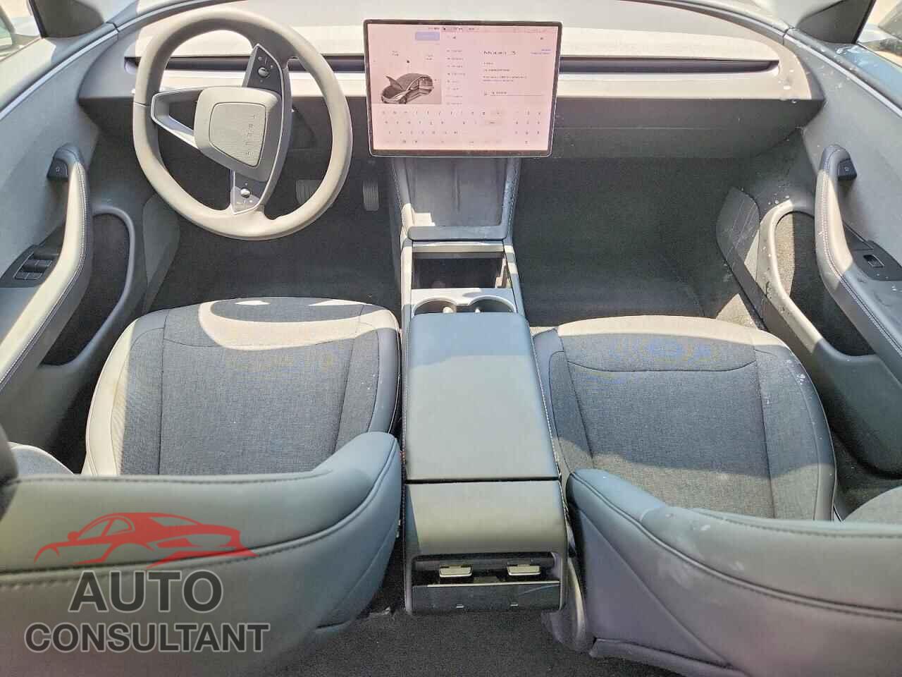 TESLA MODEL 3 2025 - 5YJ3E1EA3SF132485