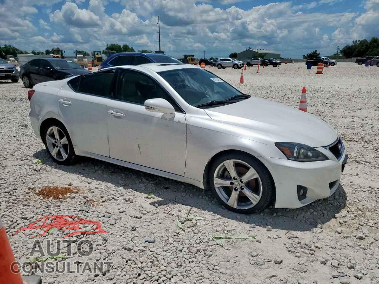 LEXUS IS 2011 - JTHBF5C24B5135973