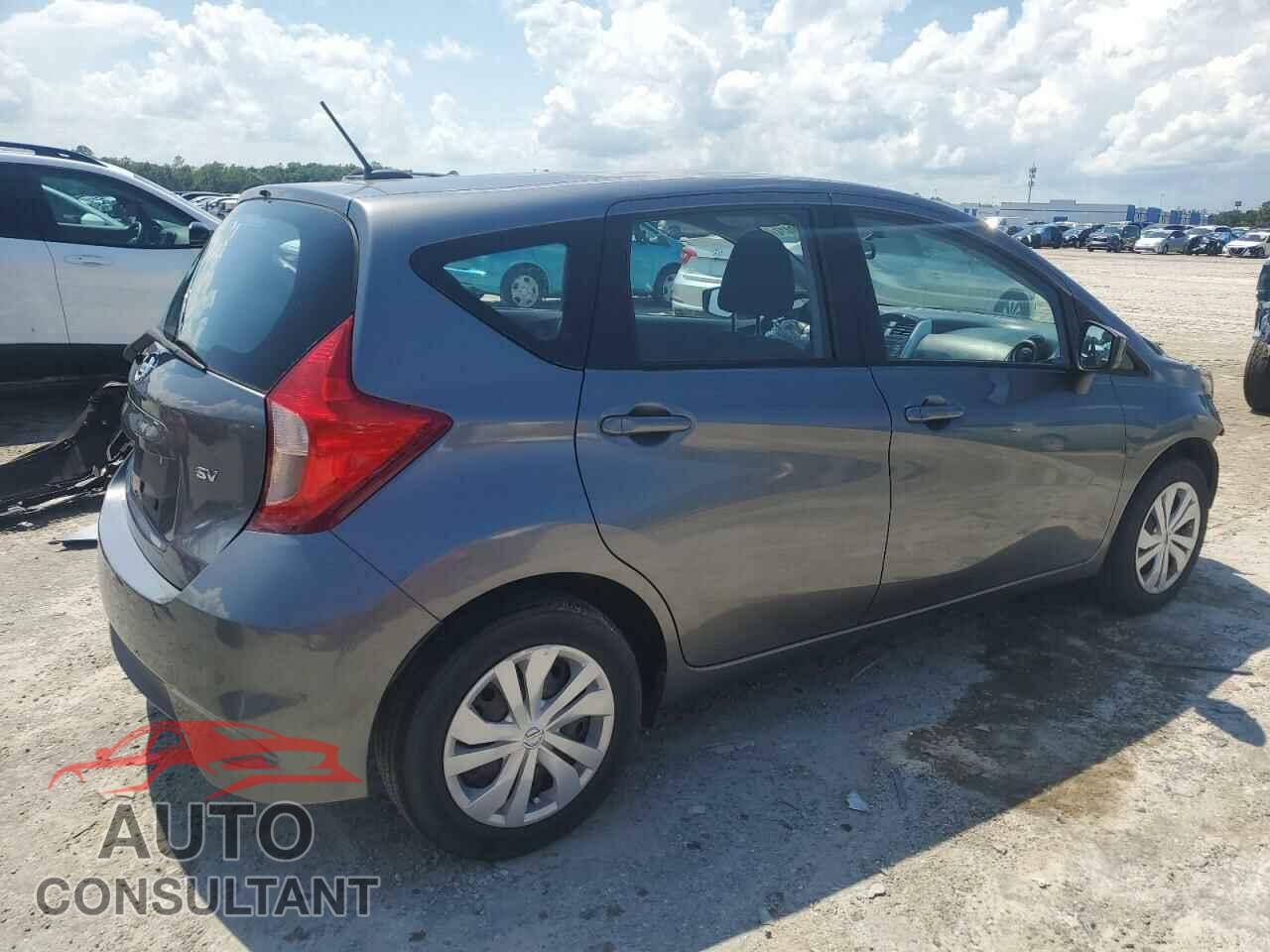 NISSAN VERSA 2017 - 3N1CE2CP3HL377524