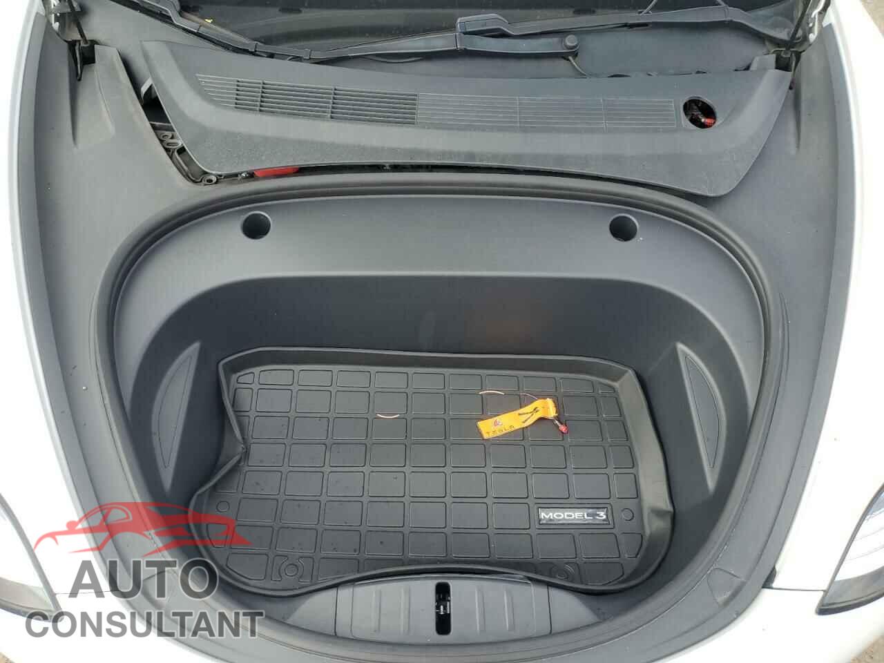 TESLA MODEL 3 2021 - 5YJ3E1EA2MF852122