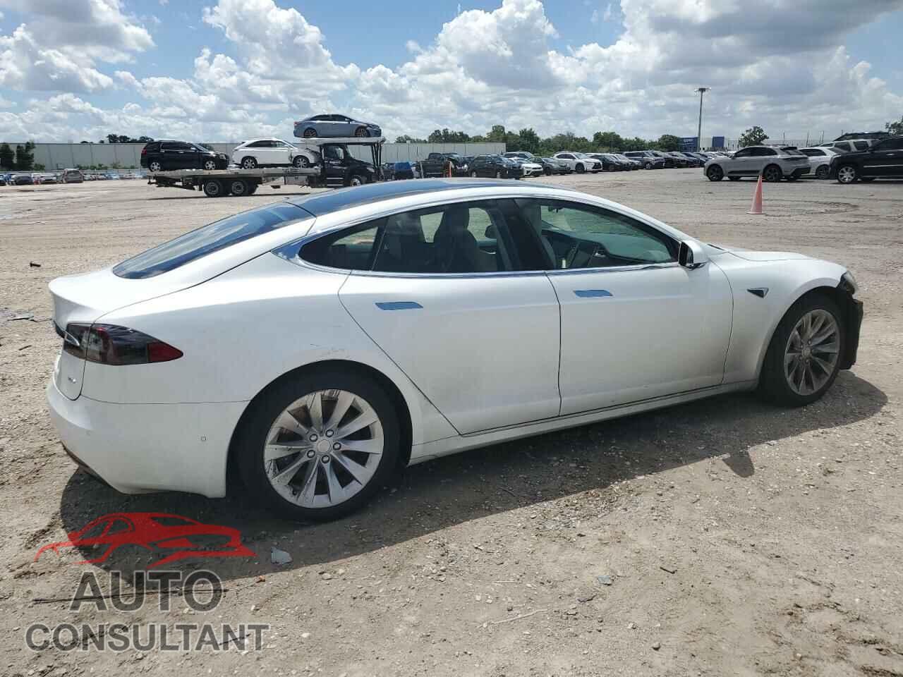 TESLA MODEL S 2018 - 5YJSA1E24JF239740