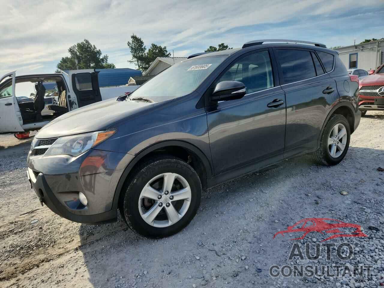 TOYOTA RAV4 2013 - JTMRFREV8DD000518