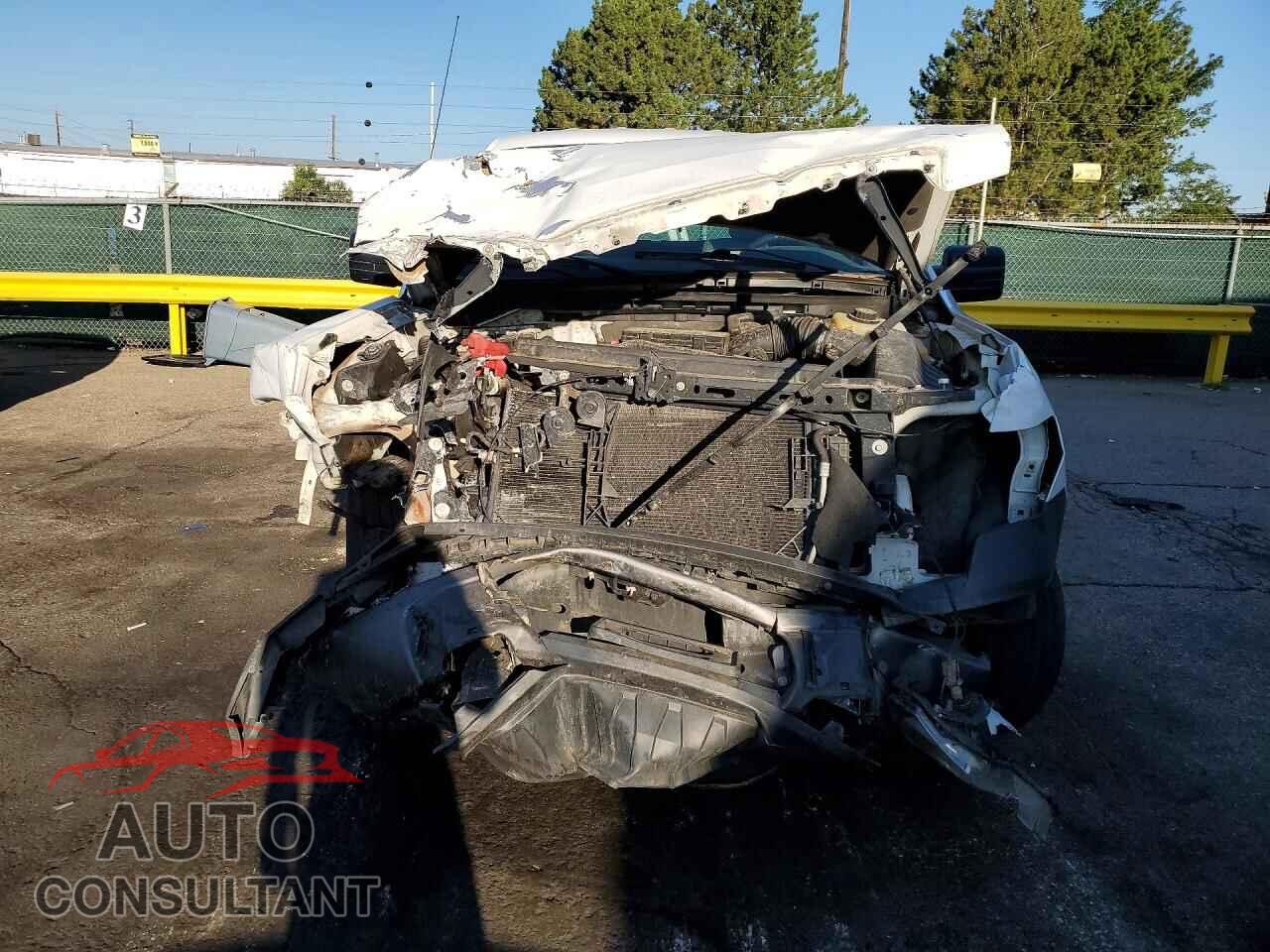 FORD F150 2014 - 1FTMF1CM4EKF10108