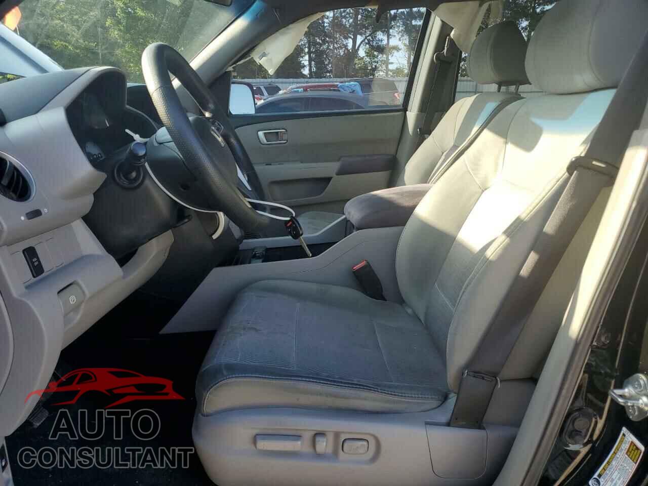 HONDA PILOT 2011 - 5FNYF3H42BB021432