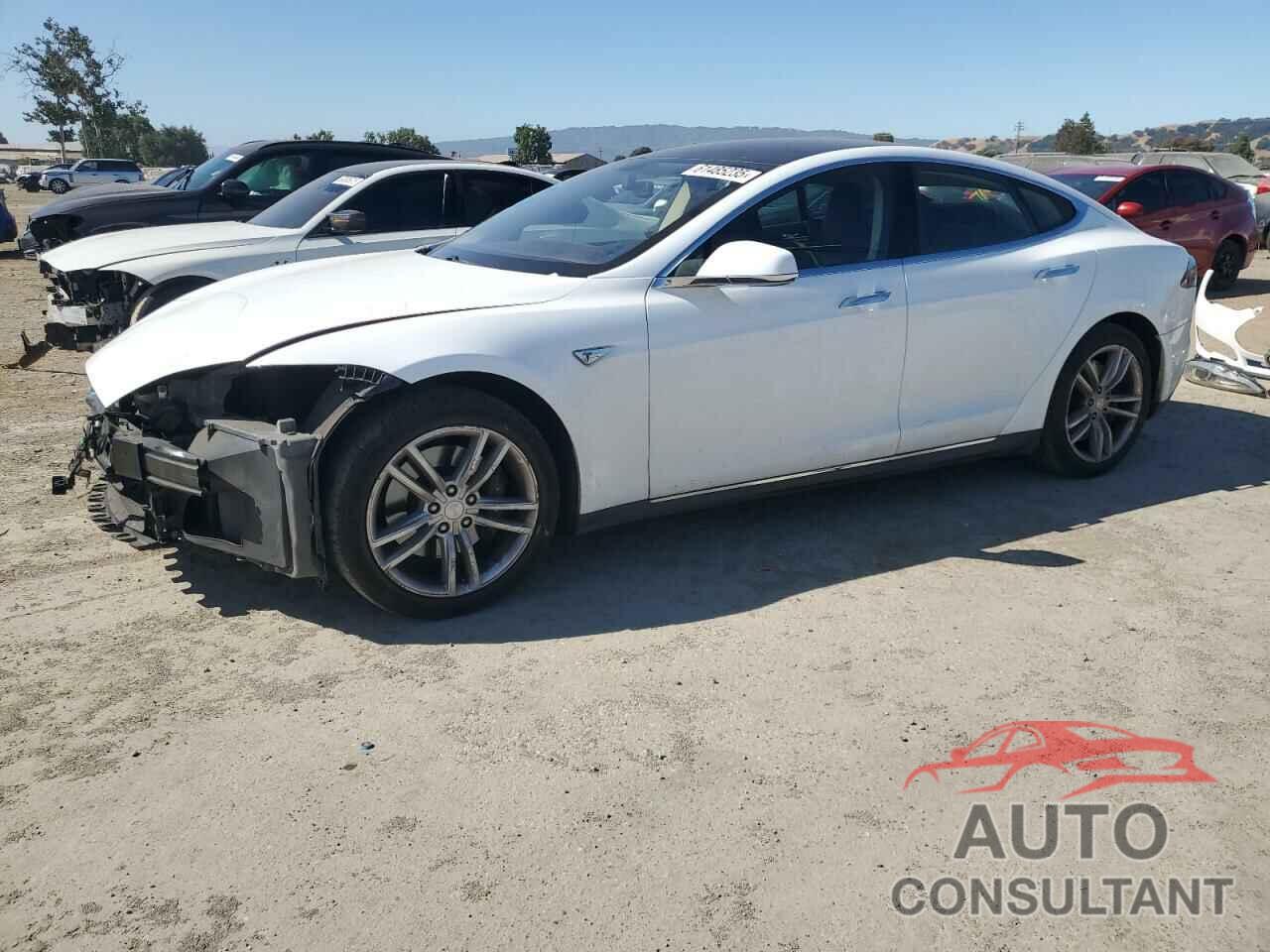 TESLA MODEL S 2013 - 5YJSA1AC7DFP10881