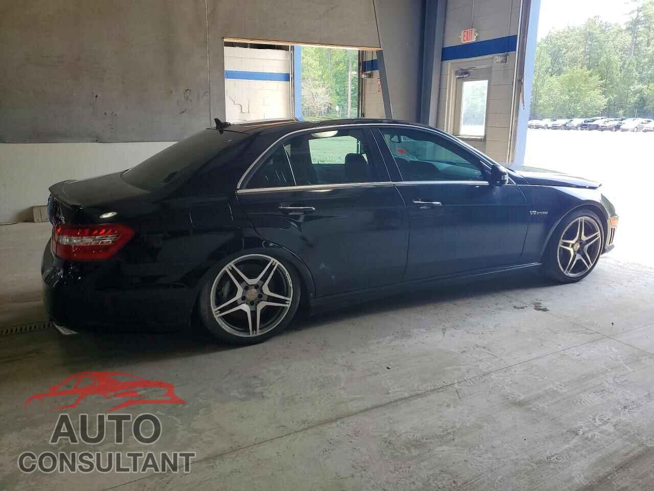 MERCEDES-BENZ E-CLASS 2012 - WDDHF7EB6CA525802