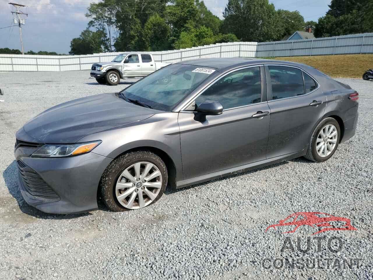 TOYOTA CAMRY 2018 - 4T1B11HK9JU600443