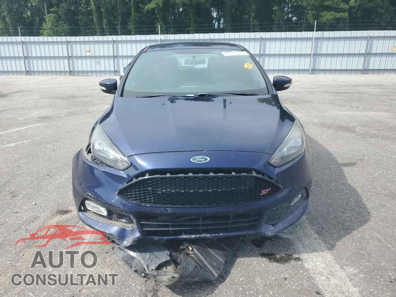 FORD FOCUS 2017 - 1FADP3L9XHL310097