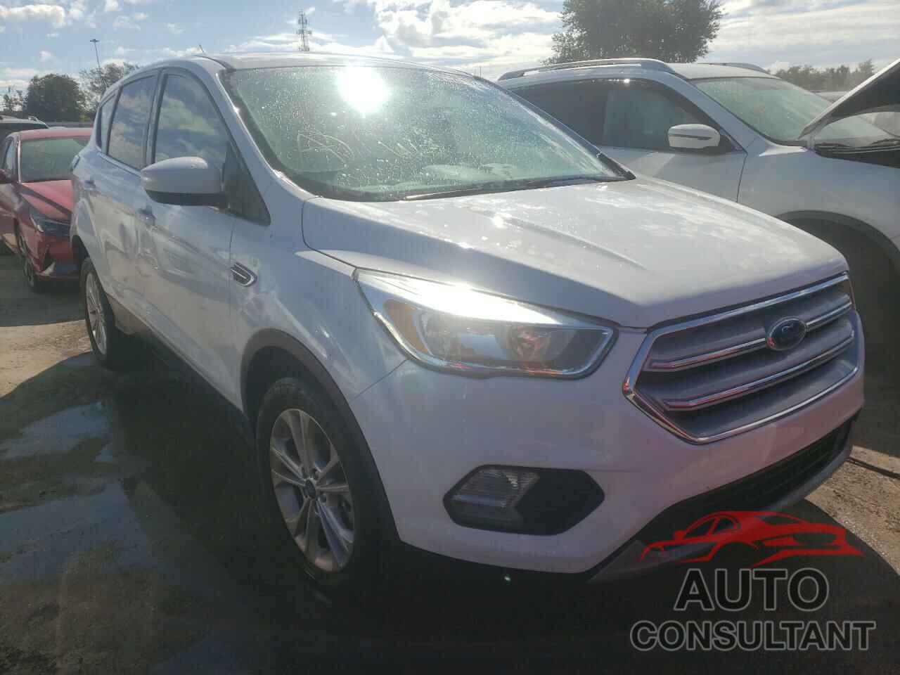 FORD ESCAPE 2017 - 1FMCU0G92HUA69469