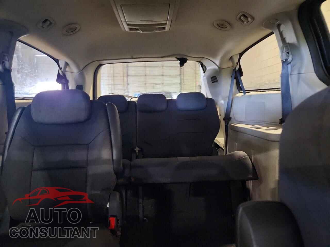 DODGE CARAVAN 2010 - 2D4RN5D16AR135647