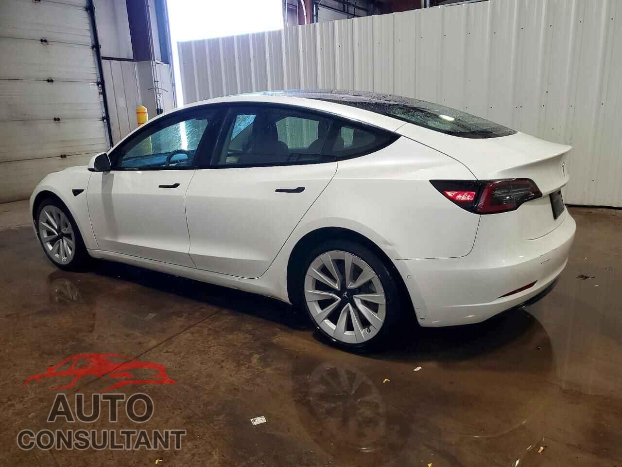 TESLA MODEL 3 2022 - 5YJ3E1EA6NF371114
