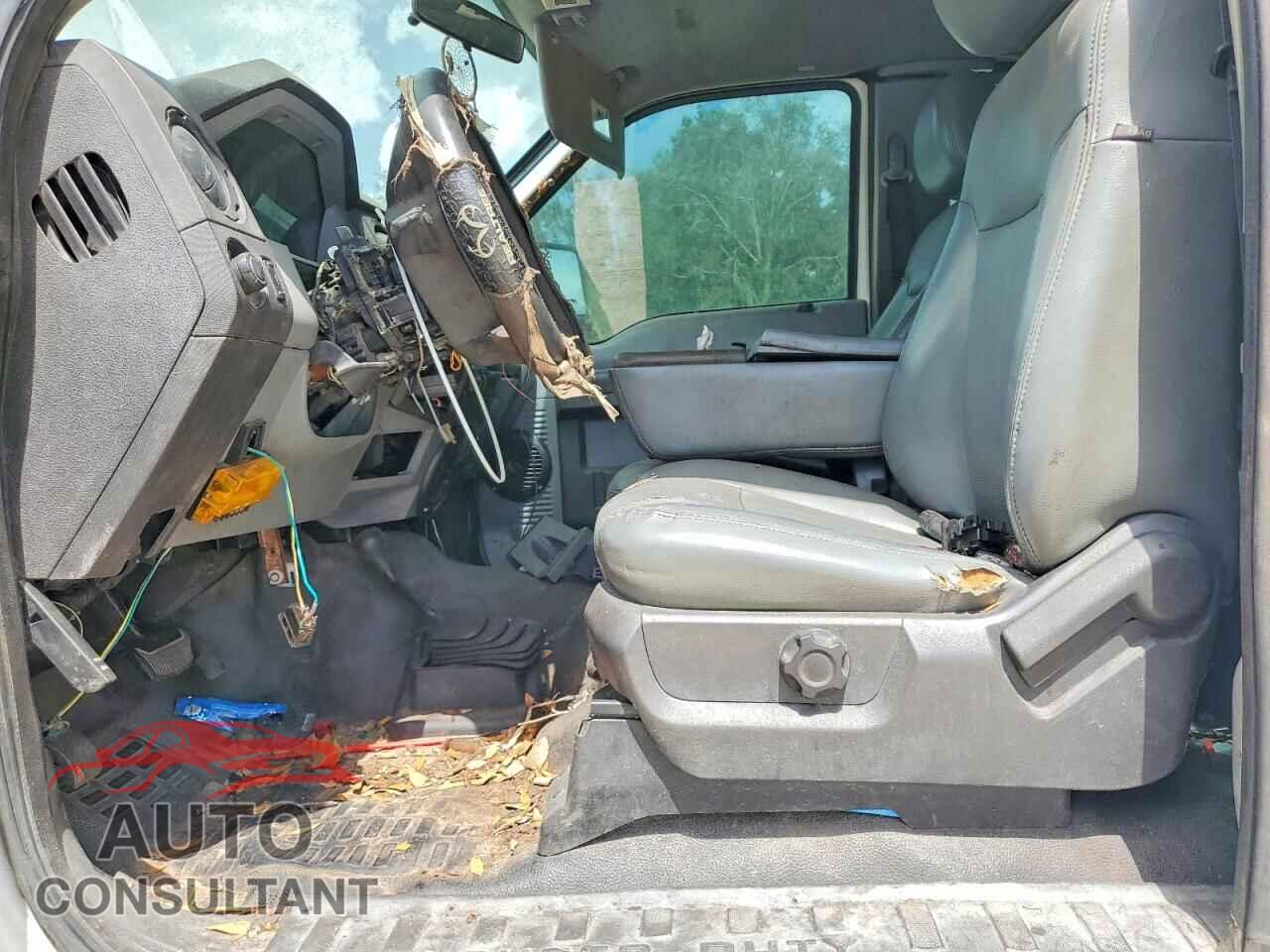 FORD F250 2011 - 1FT7X2BT2BEC84489