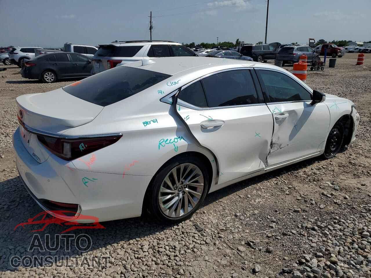 LEXUS ES300 2023 - 58AFA1C1XPU032382